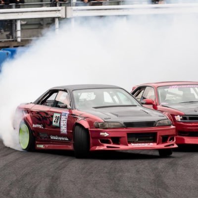 yoshi19741111's profile picture. 90マーク２と100チェイサーでドリフトを頑張ってます＼(^_^)／
