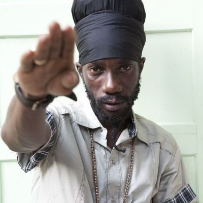 shoeshinar's profile picture. Headmaster, street sweeper, shoe shinner.