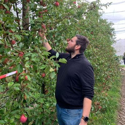 Ex-Candidat pour Bron Collectif et Insoumis de l'Est Lyonnais - gérant Bistrot Les Iris à Bron - les discours c'est bien, faire c'est mieux !
