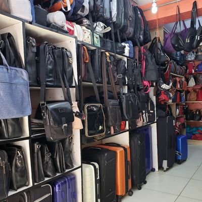 MusaBagsWandegs's profile picture. All second hand bags 🎒 ladies,men,kids and travel bags
