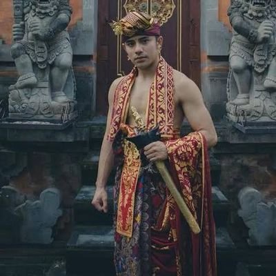 wizzi87's profile picture. Derajat dan pangkat bukan dasar persahabatan...