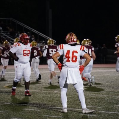 EHS class of 24 6’0 235 MLB/FB /RB 3.4GPA email: dompapa15@yahoo.com cell: (617)-755-5339 450 squat 450 deadlift 305 bench