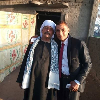 ياطامعاً في هلاكي عُد بلا طمع
ولا تِرد كأس حتفٍ أنت شاربه