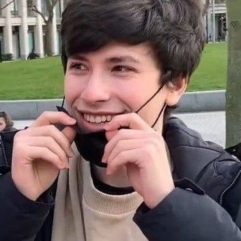 I'm a gamer and a Swiftie! | i love gaming, minecraft, and music | non-binary lesbian 🏳️🌈 | they/them + neopronouns | ND | this acc is mostly rt's