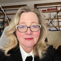 Annette Hurst (@divaesq) 's Twitter Profile