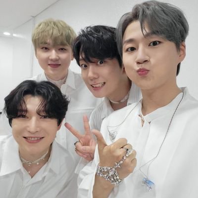 🌲🌟 | 🐰🍑🐱🐻
