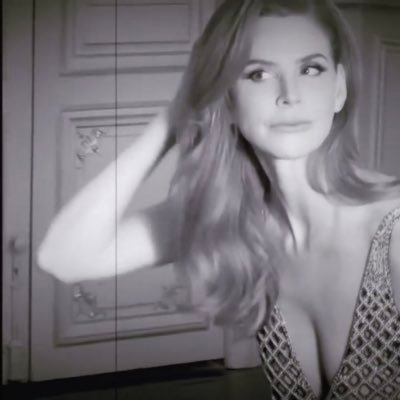 She’s the One. Darvey/Sabe Trash. Lover of Sarah’s Set Slippers.