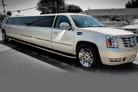 If you're looking for Fort Worth limo services, you've come to the right place. We offer a wide variety of limousines and chauffeurs to meet your service needs.