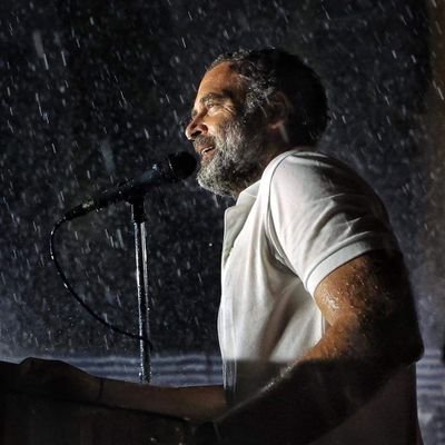 belvinvaz's profile picture. It takes nothing to join the crowd. It takes everything to stand alone. - Hans F. Hansen