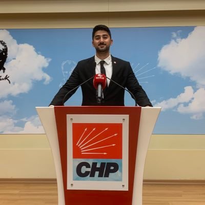 🇹🇷CHP Gençlik Kolları Dış İlişkiler Komisyonu Başkan Yardımcısı | @CHPYouth Vice President of the Foreign Affairs Commission 🎓@METU_ODTU | ECON’23