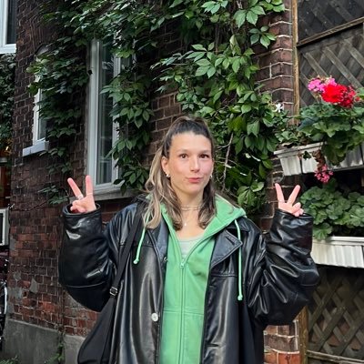 _florencesauve's profile picture. #UQAM médias numériques elle/she/her