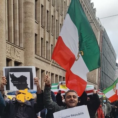 ایرانی آباد و آزاد و زندگی شرافتمندانه برای مرد و زن ایرانی با بازگشت پادشاهی پهلوی.
#KingRezaPahlavi
#جاویدشاه
#MIGA