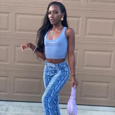 I’m a Bad Bitch, You can’t k!ll Me 🤭 she/her/that bitch!💕
