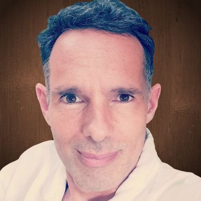 ๐ฅCEOs, Super-creators, Investors & Leaders Hire Me For Massive, Transformational Results๐ซ
Coach/Mentor. Actor, Founder: Step Out of Time Retreats ๐