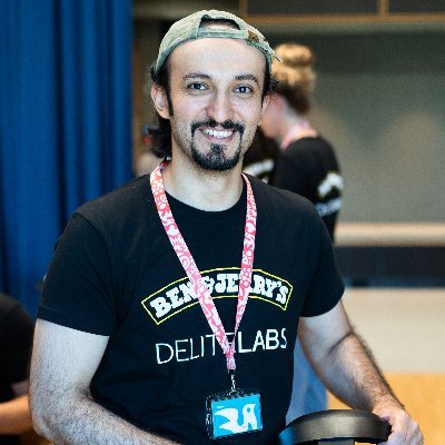 Stateless | Game Developer | VR Metaverse Enthusiast |
عديم جنسية | مبرمج يونيتي | مهتم ببرامج محاكاة الواقع.