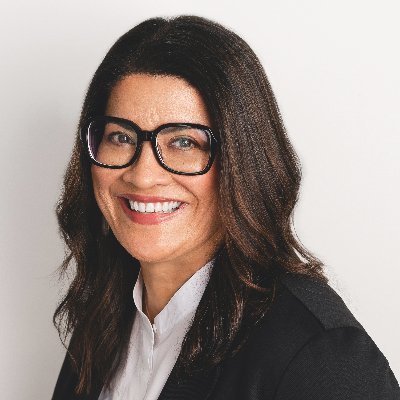 B2B Marketing Expert | Fractional CMO | Podcast Strategy & Production | Growth-focused Marketing Strategy & Leadership for SME founders and CEOs |