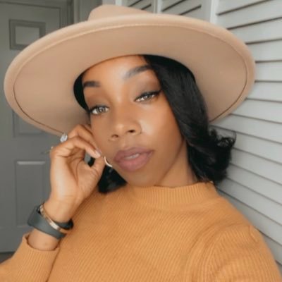 thesjane's profile picture. 