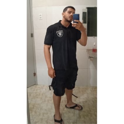 Se você escolhe pela aparência, por que quer exigir caráter?