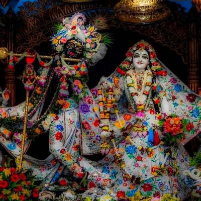 RadhaKrishna🧡💕🏵🙏🏻
Proud Sanatani 🚩📿🕉🌸.
Dream to meet @narendramodi