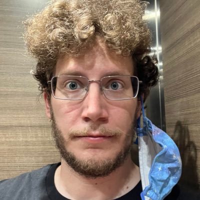 CharlesMonocles's profile picture. 