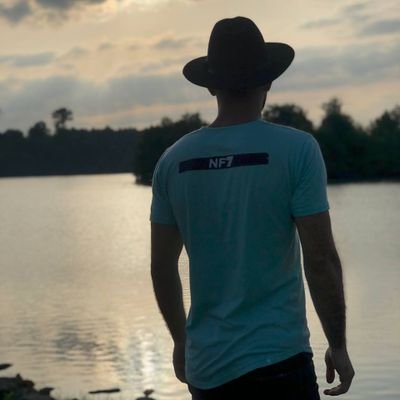 Javad_nuri97's profile picture. 💙💙