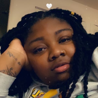 EYE__LUV_ONIKA Profile Picture