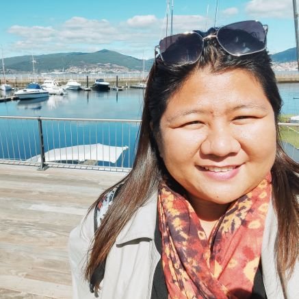 JimleaNadezhda's profile picture. 