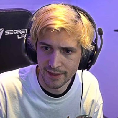 A bot that used to post xqc + sensory clips every 30 min ^^