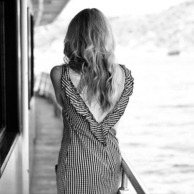 livethelifegirl's profile picture. هر كي هستي، يه دونه خوبش باش.