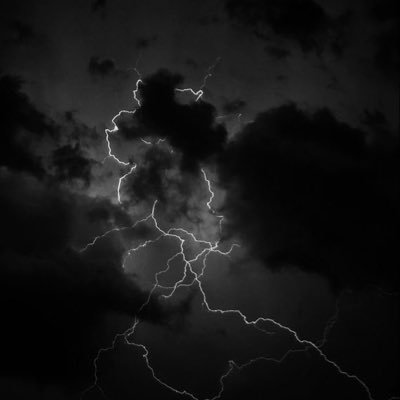 YahyaShanteer's profile picture. IF YOU HAVE A DREAM STRIVE FOR IT 🖤