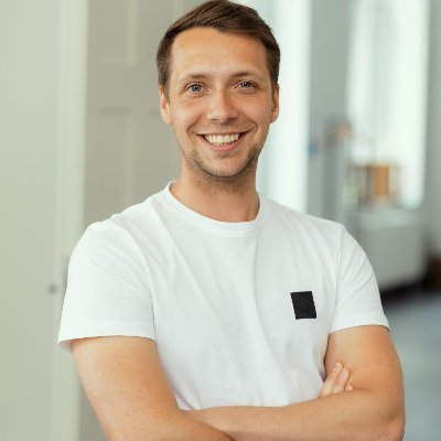 Fullstack software developer working @volkswagen SDC:Hannover