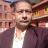AWADHESH4NATION's profile picture. दरिया का सारा नशा उतरता चला गया, डुबोया,मैं उभरता चला गया,
रंगत समझ में मगर देर से,कच्चा था रंग उतरता चला गया 
😹पैसा पास का…सिपाही साथ का…असलहा हाथ का 😌