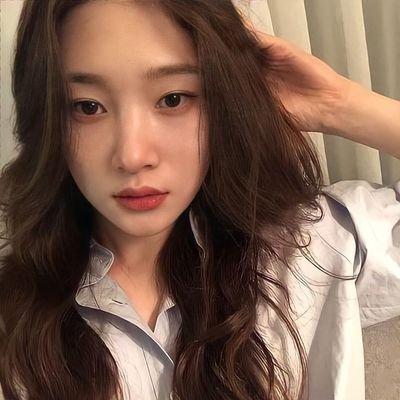 𝐅𝐈𝐂𝐓𝐈𝐎𝐍𝐀𝐋 — Dig deep into her soul, you will see madness and fear crawling beneath.