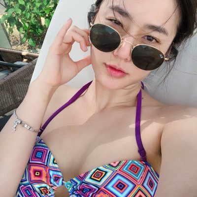 MatsumotoMiki6's profile picture. I lost my old account. Re-register an account, I like to travel and invest. looking for prince charming