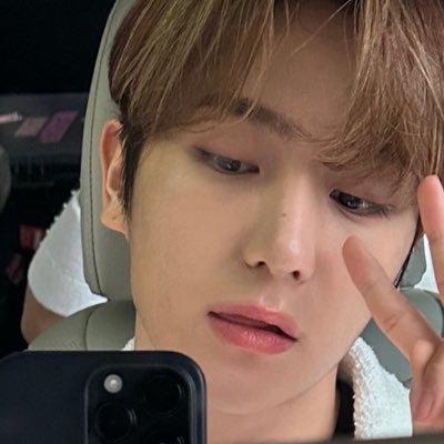 더보이즈 현재 중독 치료를 위해 로라제팜(lorazepam), 알프라졸람(alprazolam), 다이아제팜(diazepam), 클로다이제폭사이드(chlordiazepoxide)를 1일 3회 각 400mg씩 투여하고있습니다.