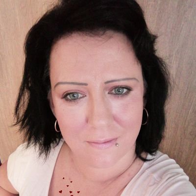 zdenka71397120's profile picture. Hi it's me Zdenka I lost my twitter so don't write to me anymore I'm. I army love bts and army and of course my two children daughter and son🌺🌺🌺🌺🌺❤️❤️💜💜