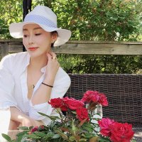 Anne (@anneli653821) 's Twitter Profile