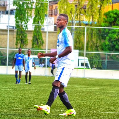 Tanzania 🇹🇿 Professional ⚽️ Player 🏟 》
Fauzimaneno@gmail.com 》
@tanfootball 》
@IAM9⚽️🔥