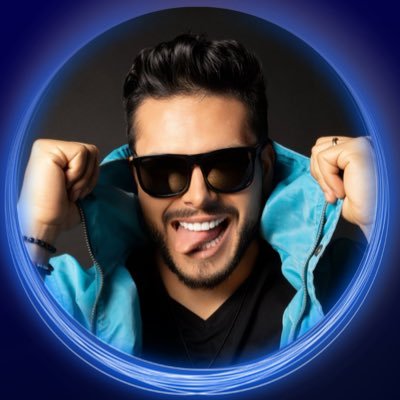 jonathanpeb's profile picture. CEO - Estrada Producciones Contacto: booking@estradaproducciones.com