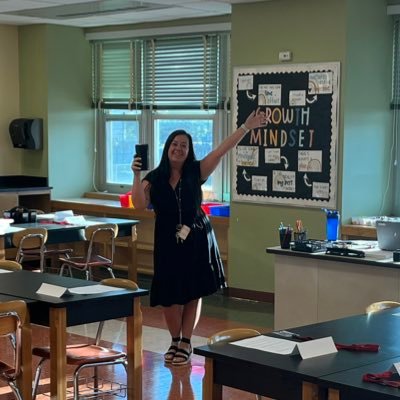 6th Grade Math and Science Teacher ✏️❤️ #WeArePlainedge