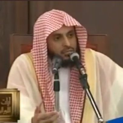 صوتيات و مرئيات تُذكِرنا بقوة علم الشيخ عبدالعزيز الطريفي ، أكثر ما يعني الحساب السياسة الشرعية ولا نُمثل الشيخ