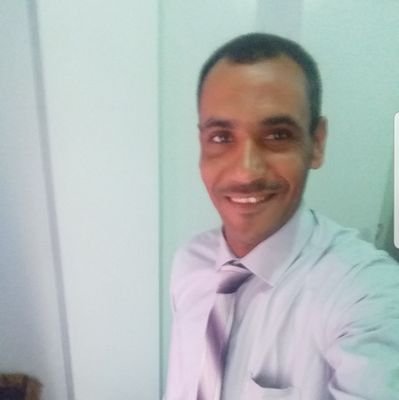 من يريد يستطيع،الإرادة هي مفتاح النجاح في جميع المجالات،إن وجدت ستنجح مهما كانت المعوقات،وإن فُقدت ستفشل مهما كانت المساعدات،مدرب تنمية بشرية
شاعر_ملحن_فنان.
