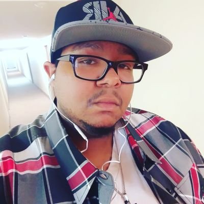 wolfx169's profile picture. all positive  vibes 🙏❤️🔥🐺