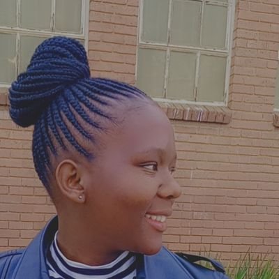 Boy mom💙💙▪️Daughter 👸▪️Sister 👧▪️Lover ♥️▪️Teacher🎓
I am love personified ❤️
