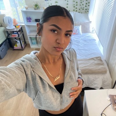 Astisl24's profile picture. 