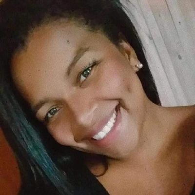 gabriellerfelix's profile picture. Sendo feliz a cada instante 💫

Mainha do Bê 💙