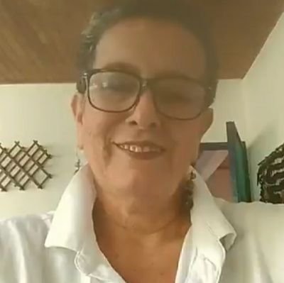 AnaMilenaLpezD1's profile picture. Poeta Museo Rayo. Columnista.  Facebook  live /Youtube  El Acertijo❤ Análisis & Opinión. Ingeniera Agrónoma, Fitotecnista. Profesora universitaria.