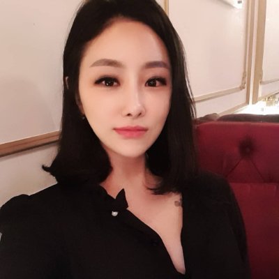 LindaMakup's profile picture. Better late than never, but never late is better.