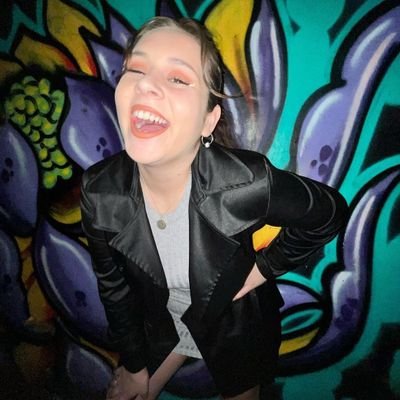 MaiaEsparza's profile picture. 