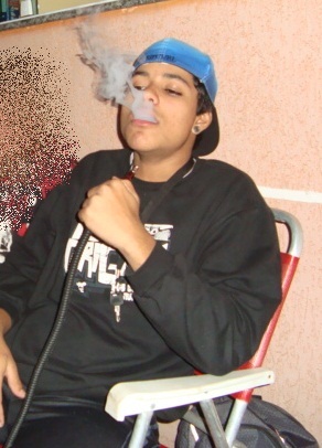 quem se descreve se limita !